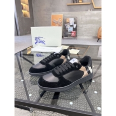 Burberry Low Shoes